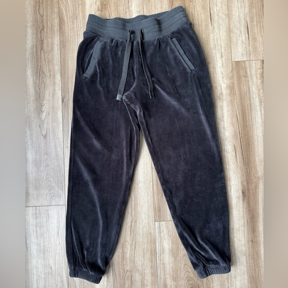 Athleta Double Cozy Karma Jogger Pant BLACK Size XS Soft Warm Pockets - Picture 10 of 12